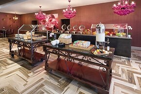 DoubleTree by Hilton Hotel Orlando East - UCF Area