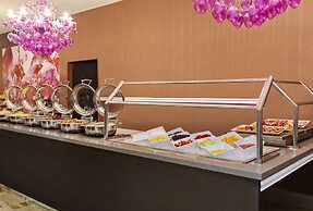 DoubleTree by Hilton Hotel Orlando East - UCF Area