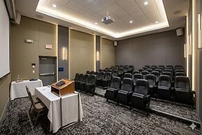 DoubleTree by Hilton Hotel Orlando East - UCF Area