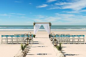 DoubleTree Beach Resort by Hilton Tampa Bay - North Redingto
