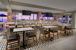 DoubleTree Beach Resort by Hilton Tampa Bay - North Redingto