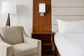 DoubleTree Beach Resort by Hilton Tampa Bay - North Redingto