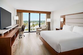 DoubleTree Beach Resort by Hilton Tampa Bay - North Redingto