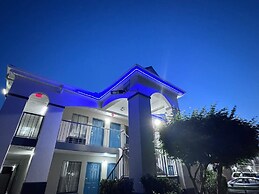 Florence Inn and Suites