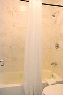 Florence Inn and Suites