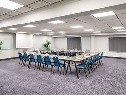 Mercure Cardiff North Hotel