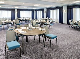 Mercure Cardiff North Hotel