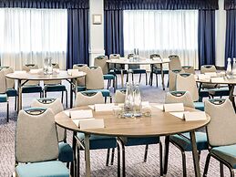 Mercure Cardiff North Hotel