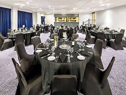 Mercure Cardiff North Hotel