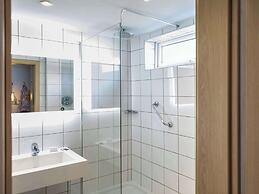 Mercure Cardiff North Hotel