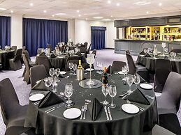 Mercure Cardiff North Hotel