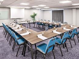 Mercure Cardiff North Hotel