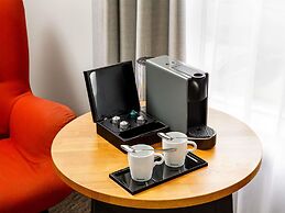 Mercure Cardiff North Hotel