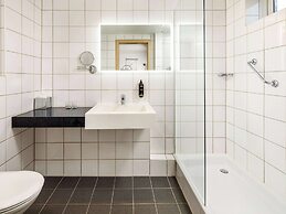 Mercure Cardiff North Hotel