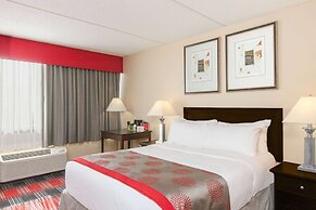 Ramada Plaza by Wyndham Albany