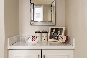 The Lexington Hotel, Autograph Collection