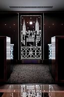 The Lexington Hotel, Autograph Collection