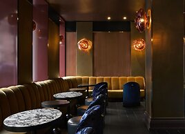 The Lexington Hotel, Autograph Collection