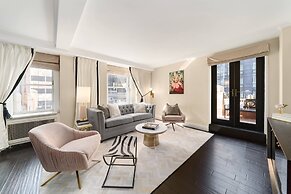 The Lexington Hotel, Autograph Collection