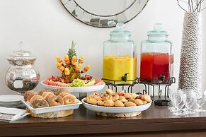 The Lexington Hotel, Autograph Collection