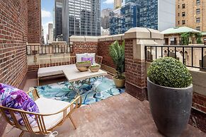 The Lexington Hotel, Autograph Collection