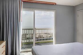 Blue Water Resort