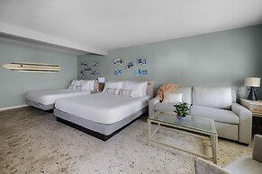 Blue Water Resort