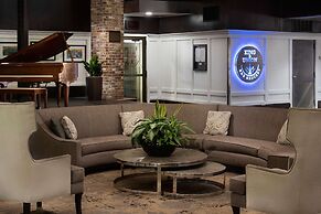 DoubleTree by Hilton Memphis Downtown