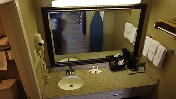 Super 8 by Wyndham Kingsville