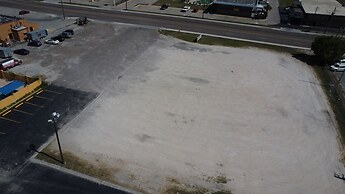 Super 8 by Wyndham Kingsville