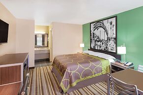 Super 8 by Wyndham Kingsville