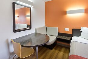 Motel 6 Sidney, OH