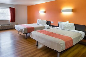 Motel 6 Sidney, OH