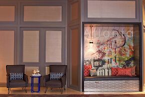 Renaissance Atlanta Waverly Hotel & Convention Center