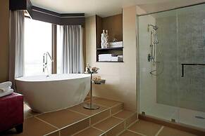 Renaissance Atlanta Waverly Hotel & Convention Center