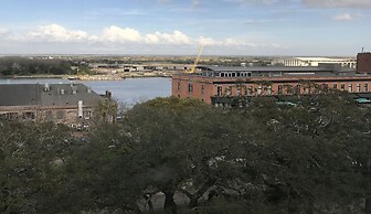 Hotel Indigo Savannah Historic District by IHG