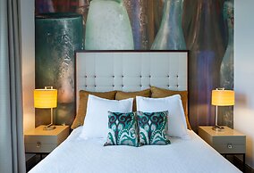 Hotel Indigo Savannah Historic District by IHG