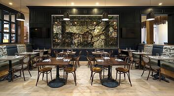 Hotel Indigo Savannah Historic District by IHG