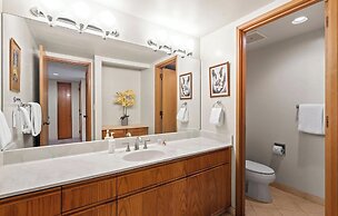 Makena Surf - CoralTree Residence Collection