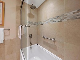 Makena Surf - CoralTree Residence Collection