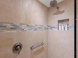 Makena Surf - CoralTree Residence Collection
