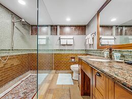 Makena Surf - CoralTree Residence Collection