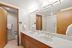 Makena Surf - CoralTree Residence Collection