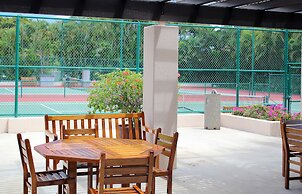 Makena Surf - CoralTree Residence Collection