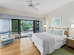 Makena Surf - CoralTree Residence Collection