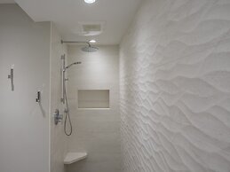 Makena Surf - CoralTree Residence Collection