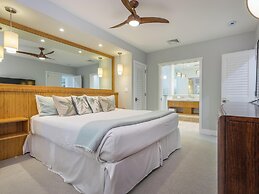 Makena Surf - CoralTree Residence Collection