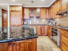 Makena Surf - CoralTree Residence Collection