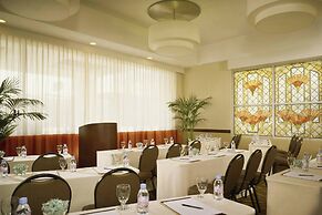 Courtyard by Marriott Los Angeles - Sherman Oaks