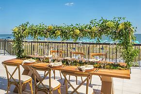 Ashore Oceanfront Hotel by Marriott